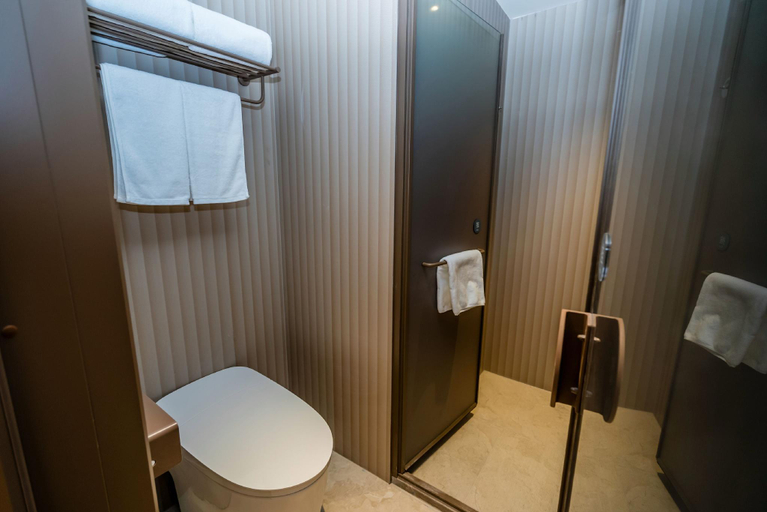 Bathroom 3, Hanting Hotel Zhengzhou Jingsan Road, Zhengzhou