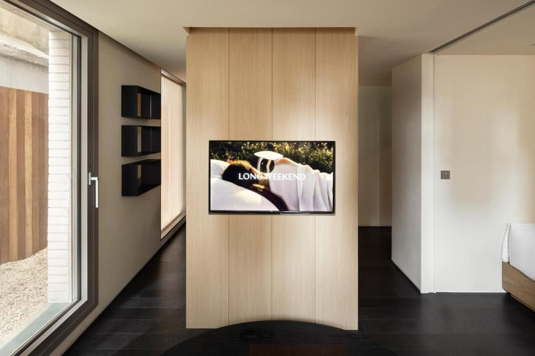 Interior 3, Long Weekend Haus, Jung