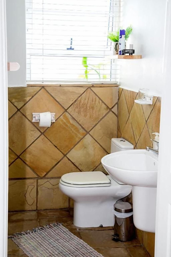 Bathroom 2, Abalone Guesthouse, Nelson Mandela Bay