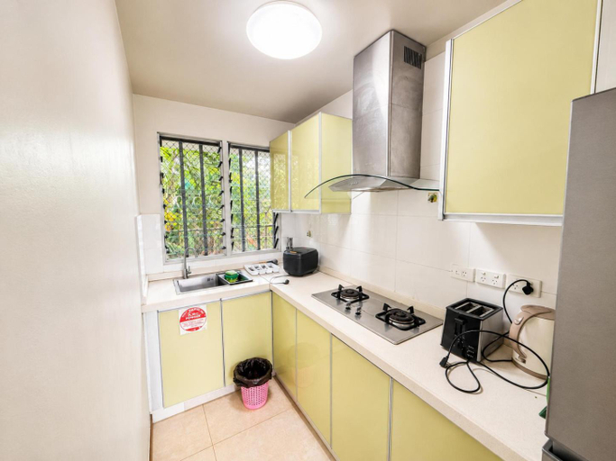 Others 4, Two bedroom -King sized bedroom-Free parking