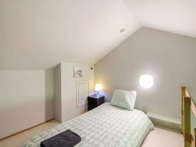 Bedroom 3, Picturesque villa with swimming pool, Brabant Wallon