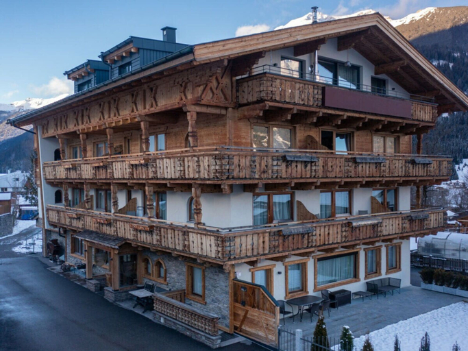Exterior 5, Apartment in Lermoos With Balcony and Parking, Reutte