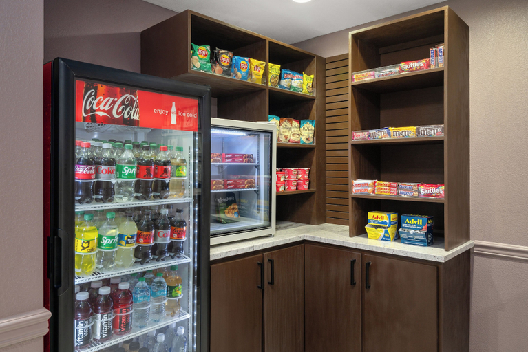 Food & Drinks 5, Garner Hotel Lawton - Fort Sill Area by IHG, Comanche
