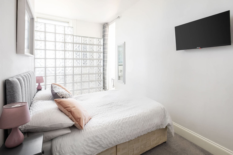 Room 2, Host Stay Egton Bridge at the Sandbeck, North Yorkshire