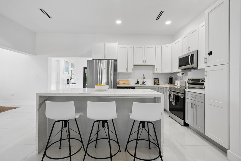 Interior 3, Casa Azure- Family Friendly Home With Heated Pool, Miami-Dade