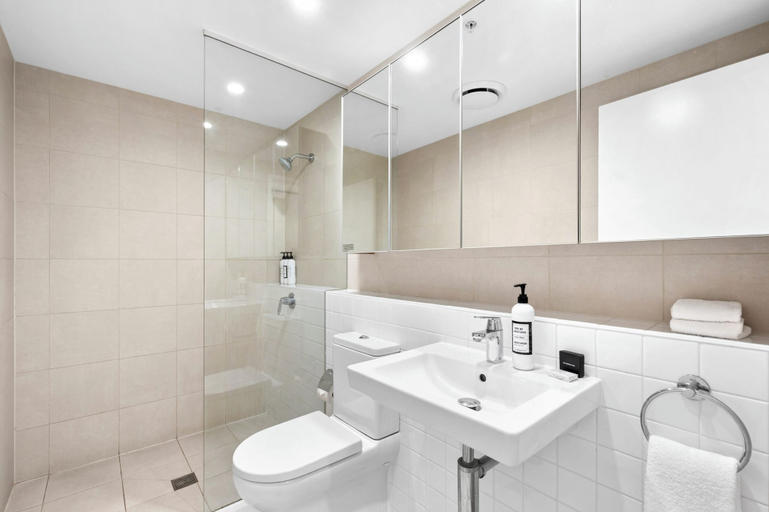 Bathroom, Chester Hotel, Newstead