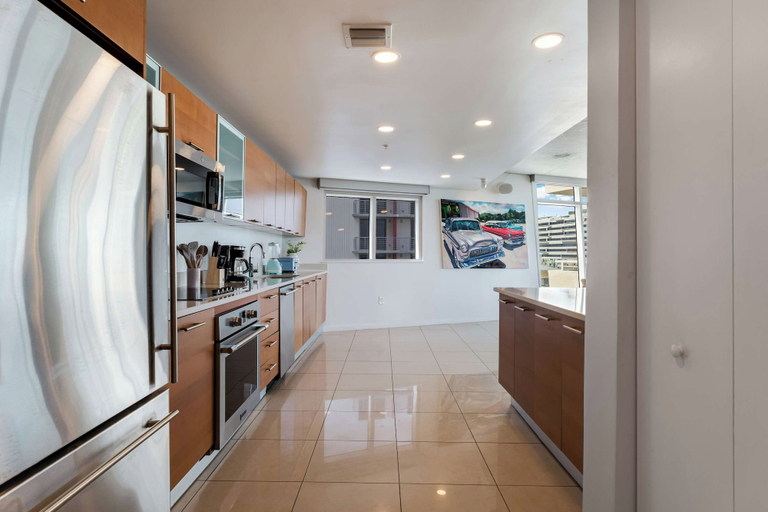 Interior 2, Miami Vice, Chic, Pool and Steps to Midtown Shops, Miami-Dade