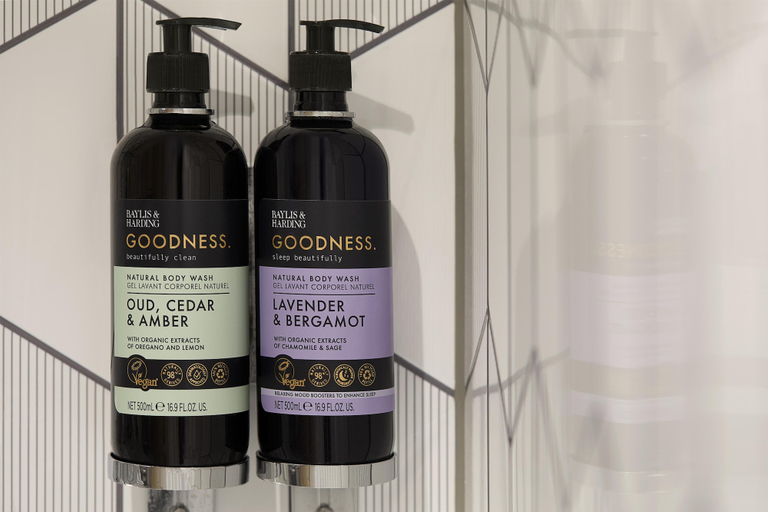 Bathroom amenities 3, Premier Inn Dartmouth, Devon