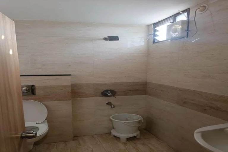 Bathroom 5, Fabhotel D9, Indore