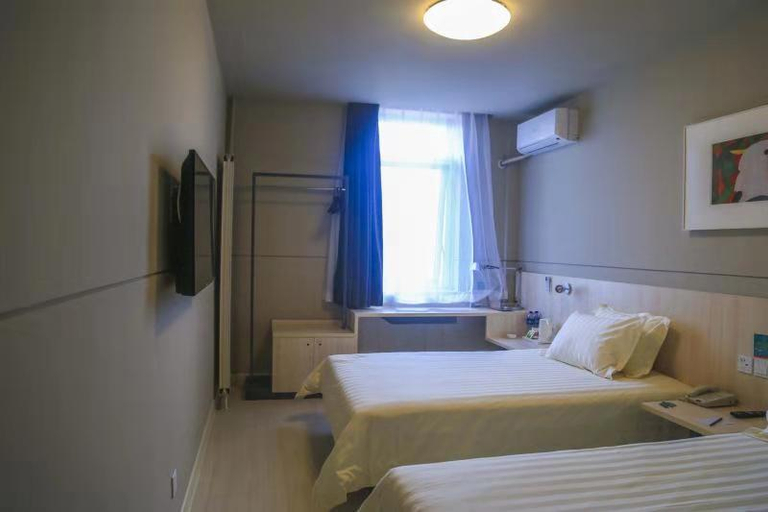Bedroom 3, Jinjiang Inn Dalian North Railway Station , Dalian