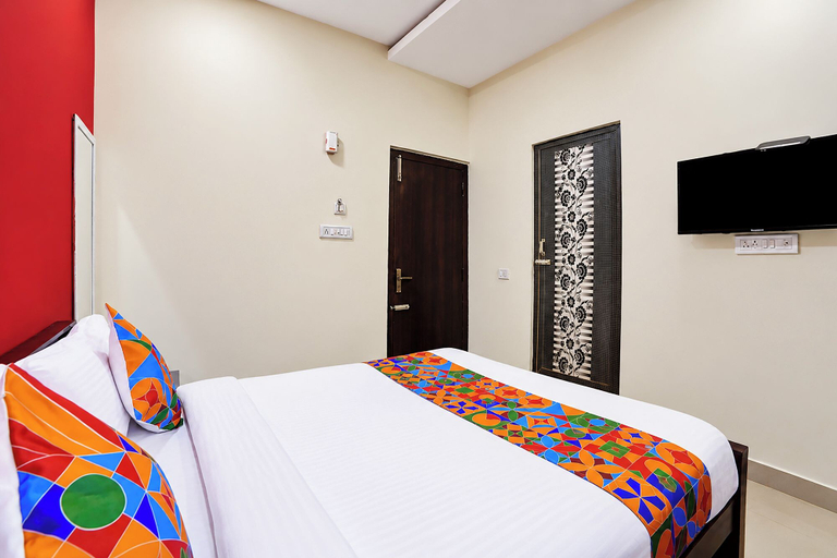 Room 3, FabHotel B2N Stays, Kancheepuram