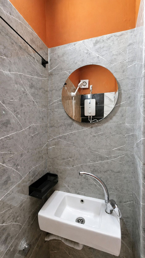 Bathroom 5, Boutique Central Taksim, Beyoğlu