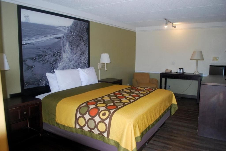 Room 2, Heritage Inn and Suits, San Bernardino