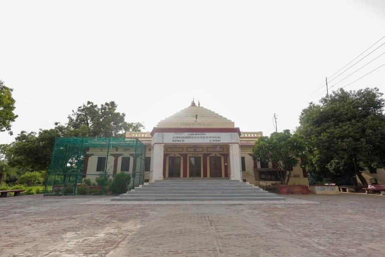 Point of interest 5, Omji Ashram - Maa Anandmayi, Mathura
