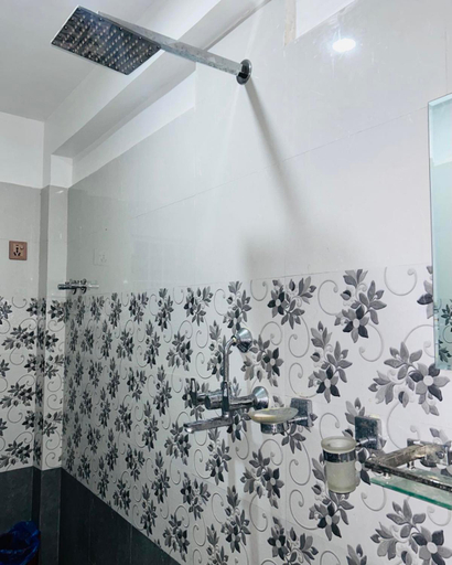 Bathroom 3, Hotel Balgopal, Bagmati