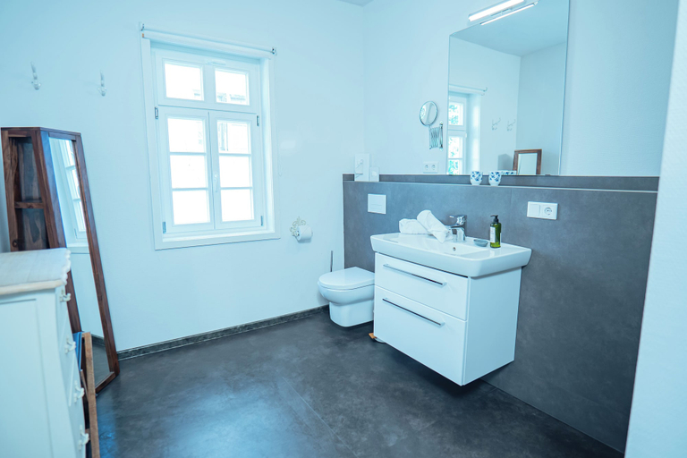 Bathroom 5, Hotel Vorderburg, Vogelsbergkreis