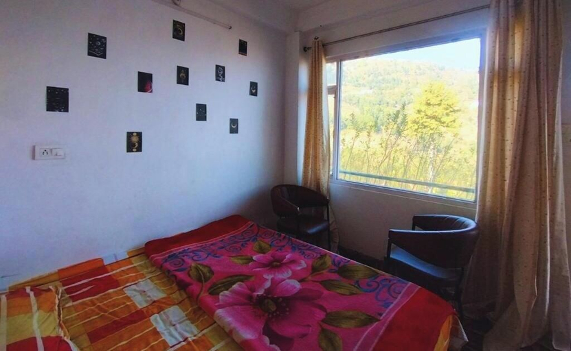 Room 4, The Himalayan Kitchen - Cafe & Rooms, Shimla