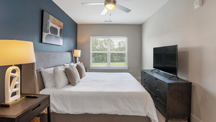 Interior 2, Landing Amazing 1BD in Deerbrook, Houston
