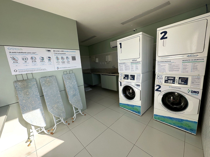 Interior 4, Costa Azul 109, Salvador