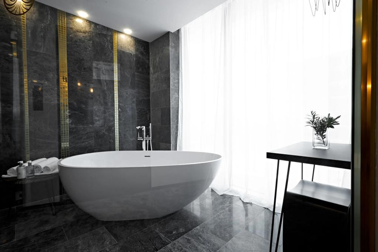 Bathroom 4, Miramare Magnetic Beach Hotel, Kobuleti