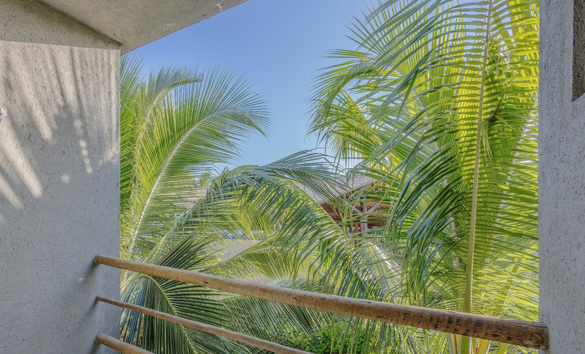Property grounds 3, House w 3 Suites n Pool 100m From the sea Hva0009, Passo de Camaragibe