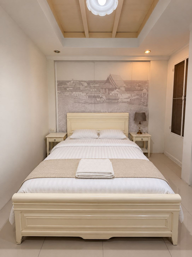 Room 5, Sukhum MRT Sutthisan, Huai Kwang