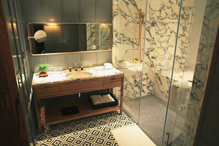 Bathroom 4, Hotel Kapok Shenzhen Houhai, Shenzhen