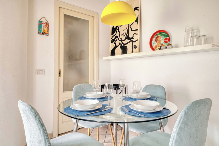 Dining 3, Bright 1BR with Balcony in Navigli, Milano