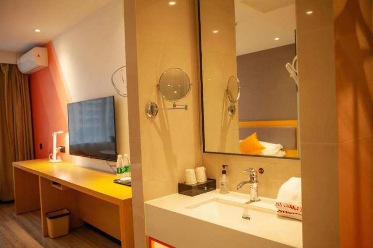Bathroom 3, Shell Hotel Shanxi Xinzhou Wuning County Fengwu Square, Xinzhou