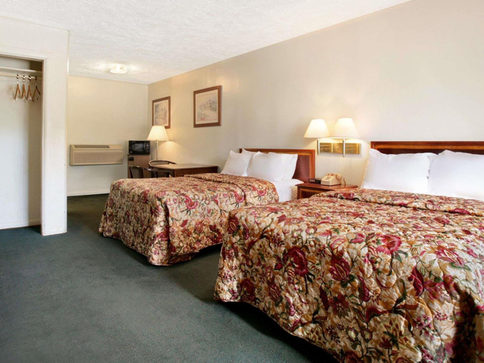 Bedroom 2, Knights Inn Oswego West, Oswego