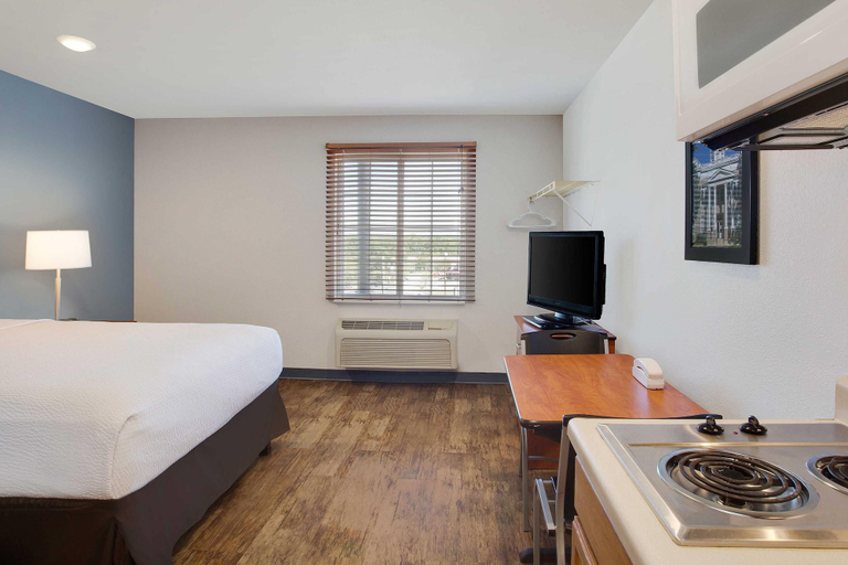 Others 5, WoodSpring Suites Charlotte Shelby, Cleveland