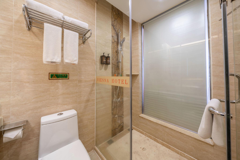 Bathroom 3, Vienna Hotel Guangxi Fangcheng, Fangchenggang
