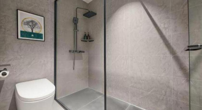 Bathroom 4, Greentree Inn Shanghai Fengxian District Xiaotang , Shanghai