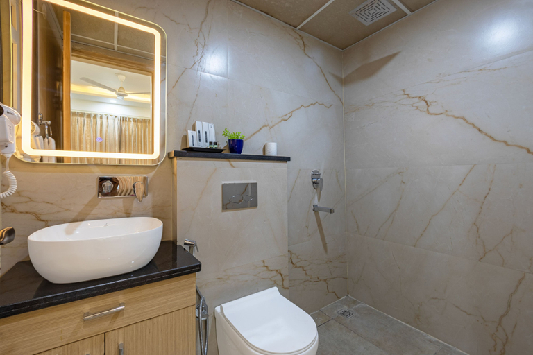 Bathroom 2, Aurelis Hotel, Delhi
