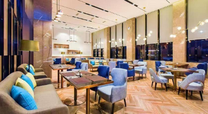 Food & Drinks 4, Echarm Hotel Anshun High-speed Railway Station Jichang Road, Anshun
