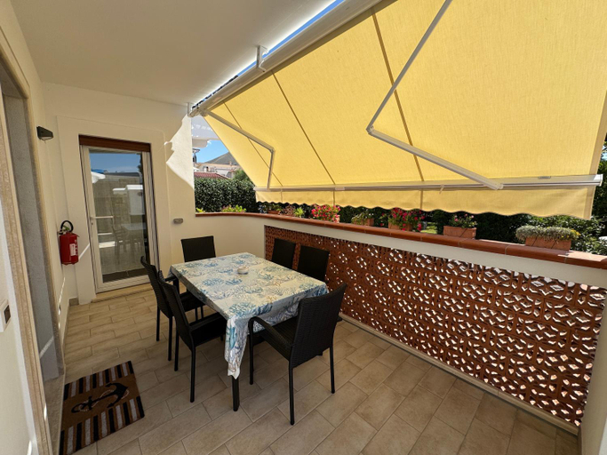 Others 4, Sunny Room in a cozy Villa, Latina