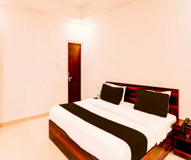 Room 2, Classic Metro Lucknow, Lucknow