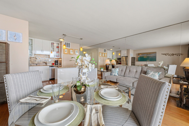 Interior 5, Summer Sale! 1bd, 1BR Ocean-view Getaway- Sugar Beach 215, Maui