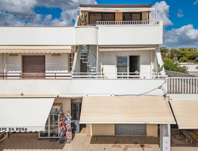 Exterior & Views 1, Casa Onda Blu  Fronte Mare nel Cuore di Torre Lapillo, Lecce