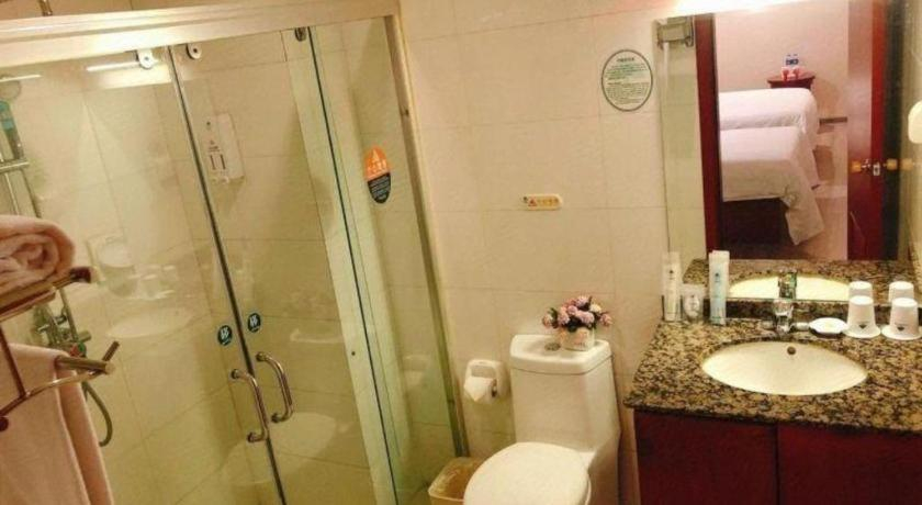 Bathroom 3, GreenTree Inn Suzhou Shengze Hotel, Suzhou