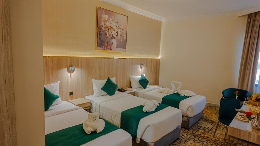 Room 4, Poinciana Hotel, Makkah
