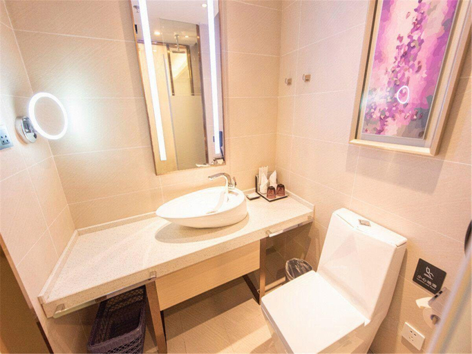 Bathroom 5, Lavande Hotels·Xuzhou People Square, Xuzhou