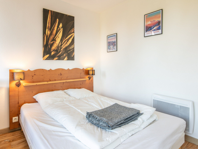 Room 4, Mountain Apartment in Chamrousse, Isère