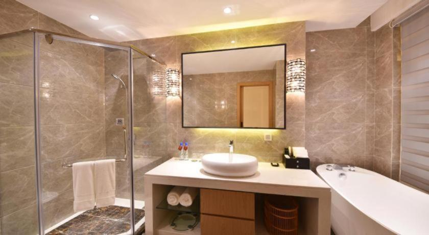 Bathroom, The Bmc Hotel, Shenzhen
