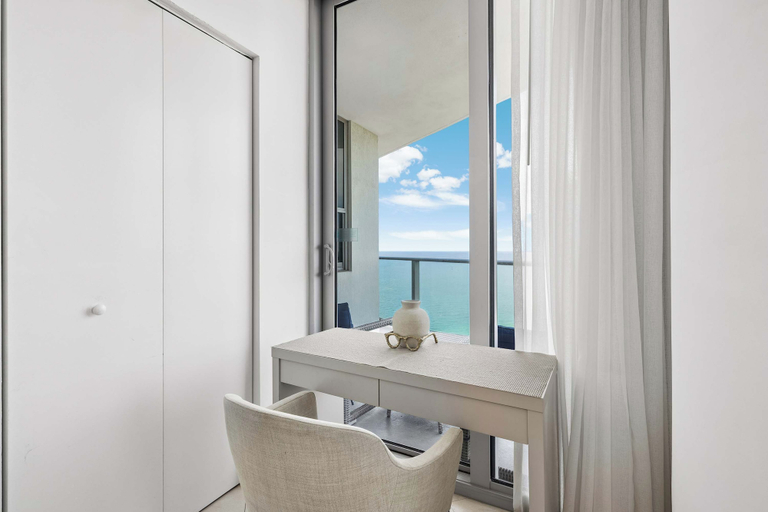 Interior 3, Sea Glass- Pool, Gym, Oceanfront in Hollywood FL, Broward