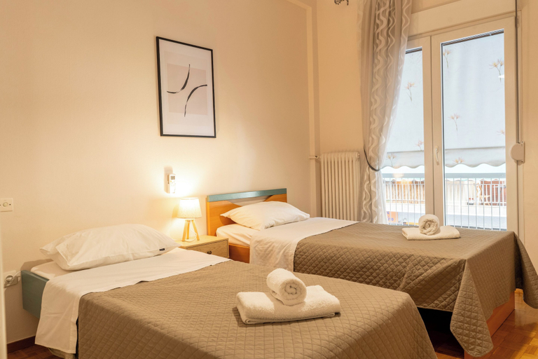 Room 5, Acropolis Classic Apartment, Attica