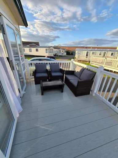 Terrace/patio, Sleeps 8 With Parking and Balcony, Lincolnshire