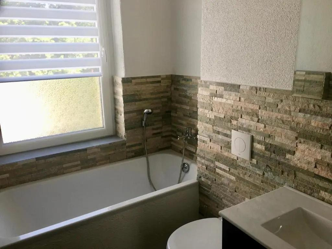 Bathroom 3, Pension Am Pollingpark, Dessau-Roßlau