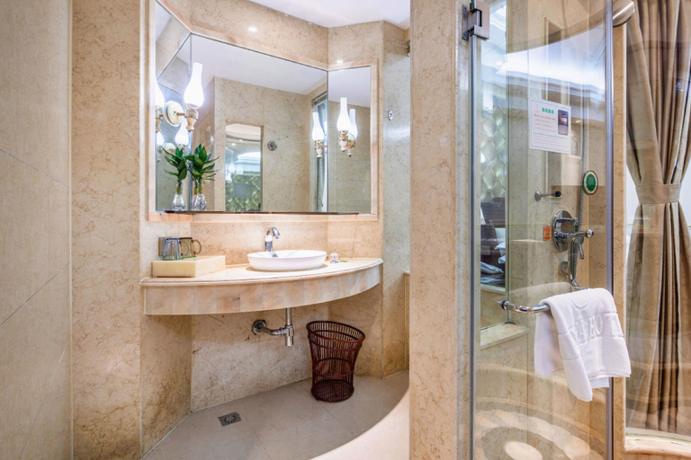 Bathroom 3, Vienna International Hotel Jiangsu Taicang Wanda Plaza, Suzhou