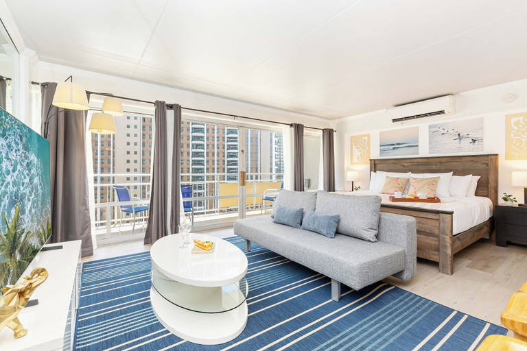 Exterior 2, Stunning Ocean & Fireworks Lagoon View From Condo at Ilikai W/full Kitchen, Honolulu